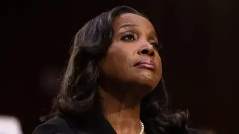 Federal Appeals Court Halts Trump from Firing Fed Governor Cook