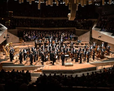 Composer Schoenberg: Violin Concerto, Verklärte Nacht, Jacob's Ladder Recording Review – An Engaging and Remarkable Release