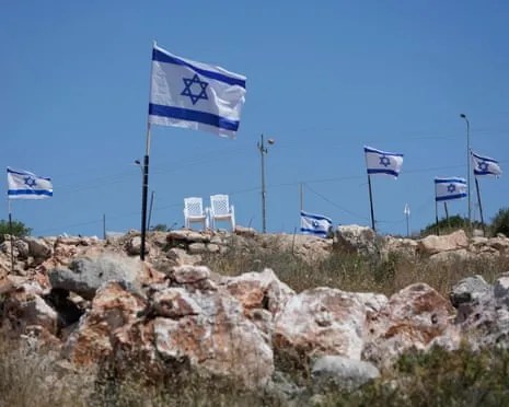 As a British Member of Parliament, a Doctor and Jewish. This Is My Experience Upon Trying to Visit the State of Israel