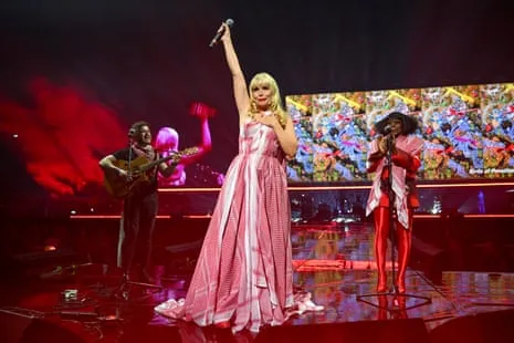Standing with Palestine: Celebrity-Filled Gig Brings Benedict Cumberbatch and Many for Palestinian Aid